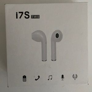 Wireless white headphones